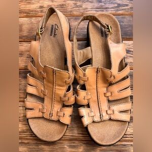 Clarks Light Brown Leather Women's Sandals